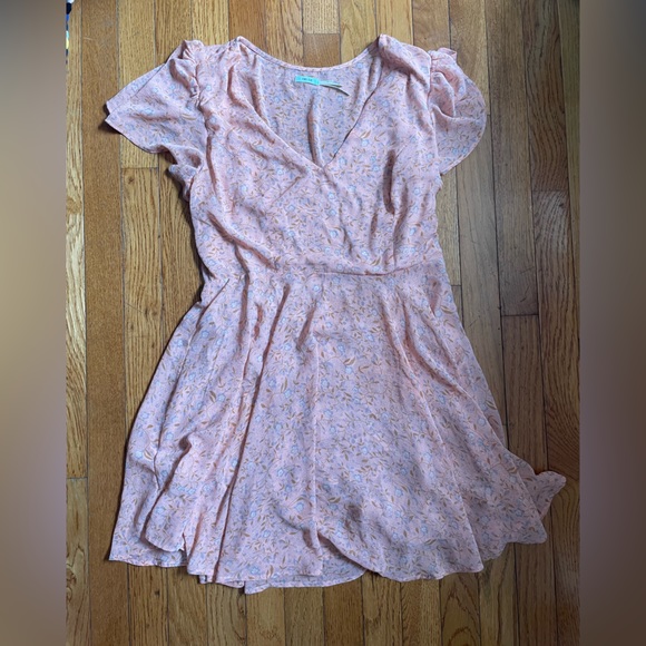 Kimchi Blue UO Muted Coral Floral Dress - Picture 1 of 4